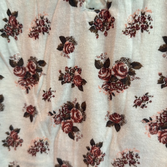 Eyeshadow Floral Ruffle Tank Top - Cream and Pink - Picture 3 of 8